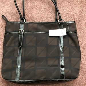 NWT Nine West zipper shoulder bag